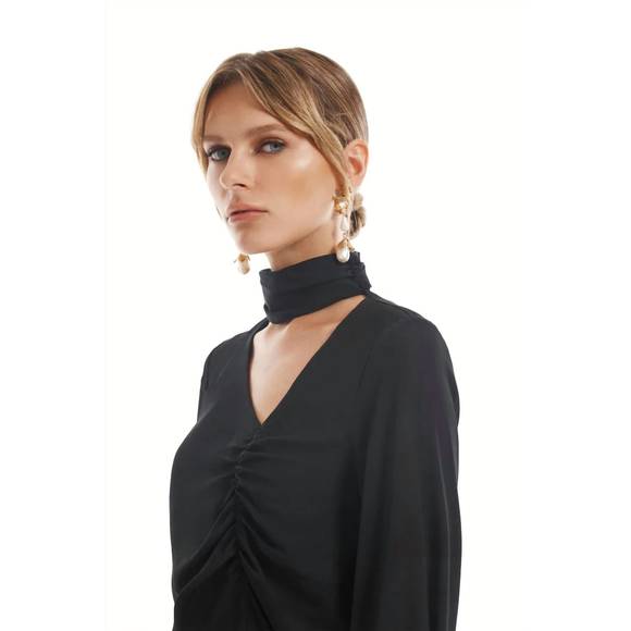 NEW KRISA asymmetrical blouse in black - Picture 3 of 3